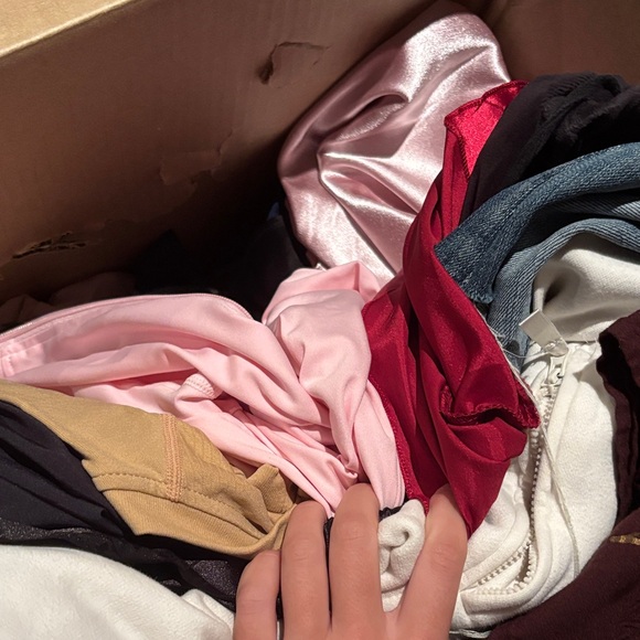 Mystery Box - Picture 2 of 2